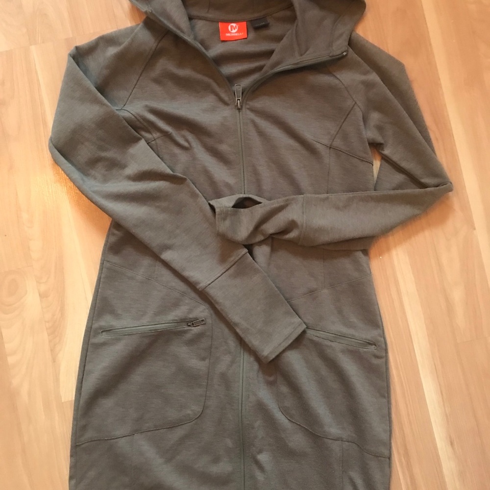 Long hooded sweater jacket
